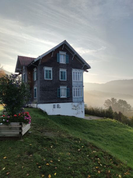Älteres Wohnhaus in der Schweiz